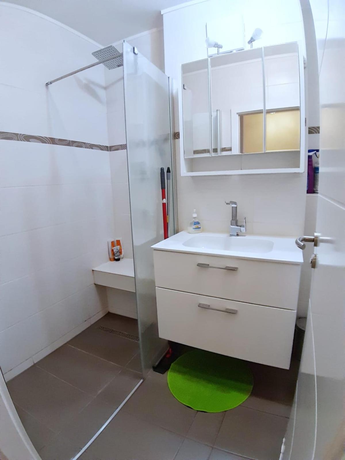 Lea Apartment Zentrum Lipsia Esterno foto